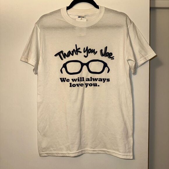 Gildan Penn State University Joe Paterno White Graphic Tee Small NWT - Picture 1 of 9